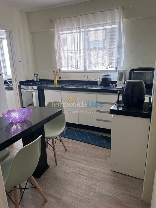 Apartamento para aluguel de temporada em Balneário Camboriú (Praia Central)