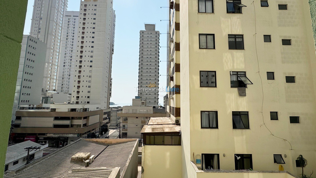 Apartamento para aluguel de temporada em Balneário Camboriú (Praia Central)