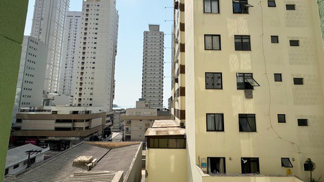 Ed. Monaco: 1 dormitório próximo Av Brasil / ar condicionado