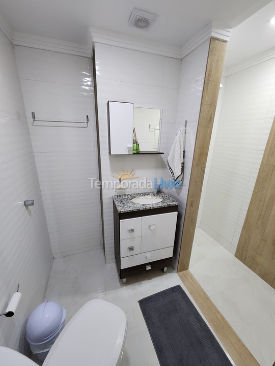 Apartamento para alquiler de vacaciones em Itapema (Meia Praia)