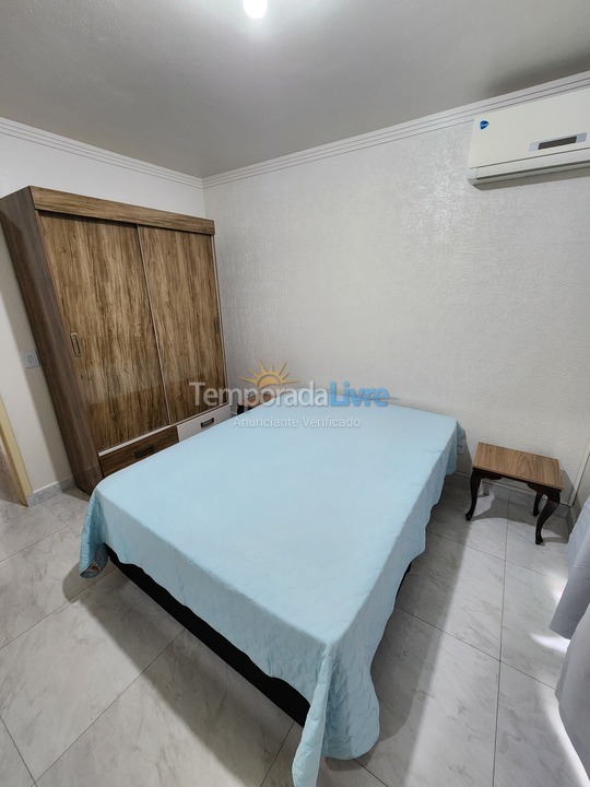 Apartamento para alquiler de vacaciones em Itapema (Meia Praia)