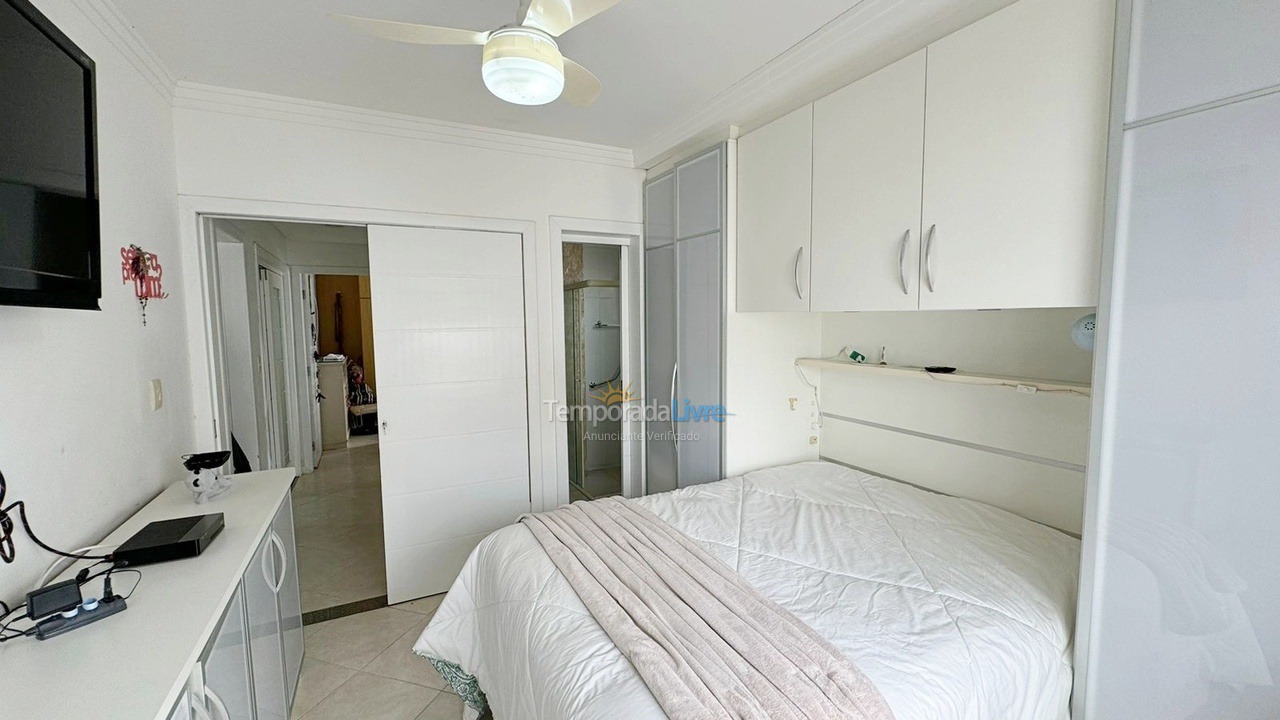 Apartamento para aluguel de temporada em Balneário Camboriú (Praia Central)