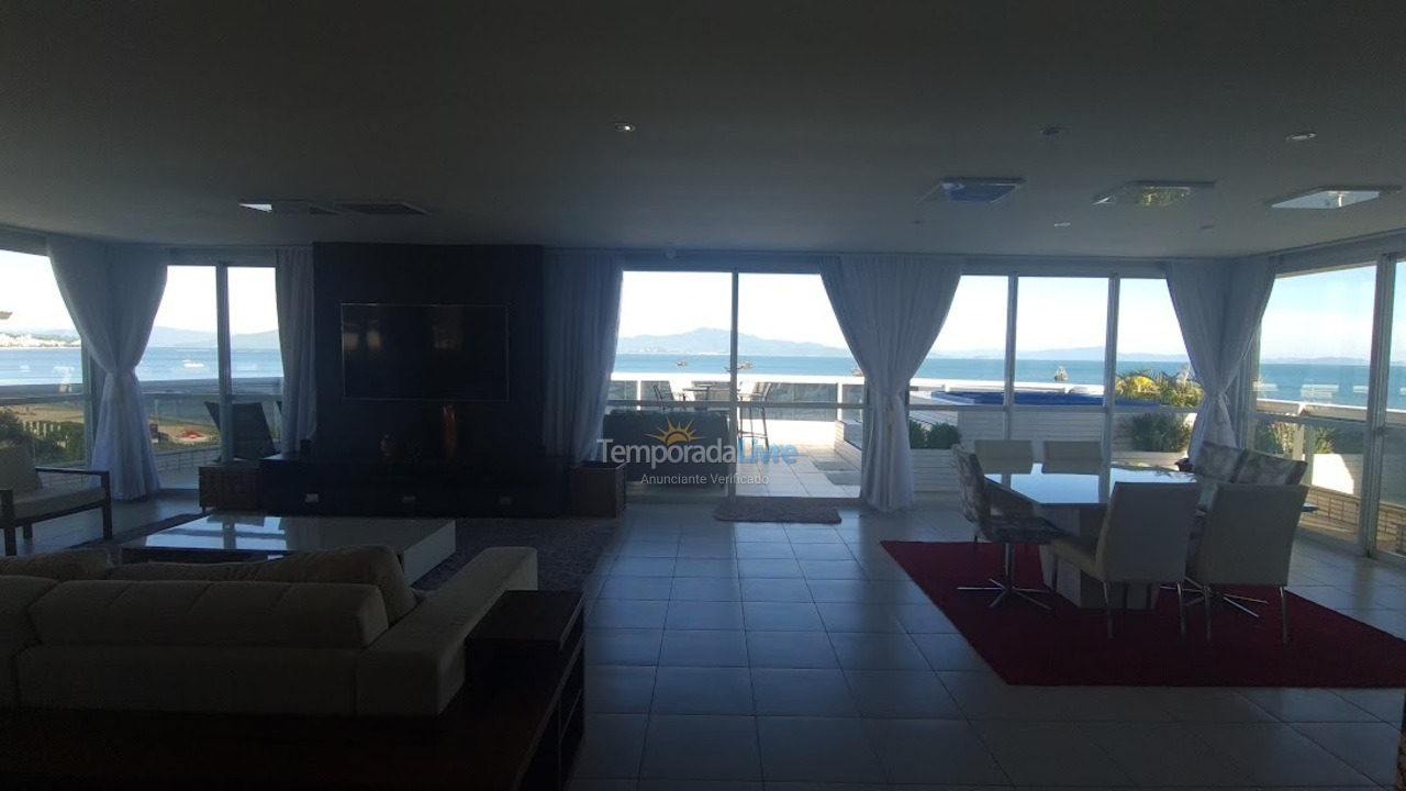 Apartamento para alquiler de vacaciones em Florianópolis (Cachoeira do Bom Jesus)
