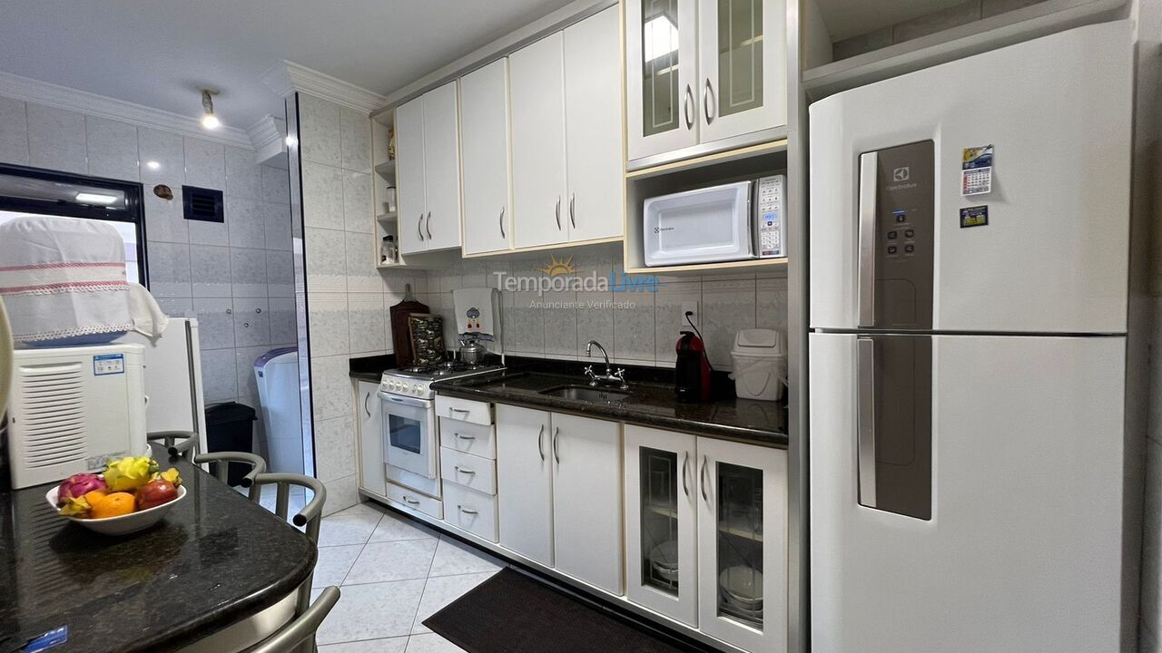 Apartamento para alquiler de vacaciones em Itapema (Meia Praia)