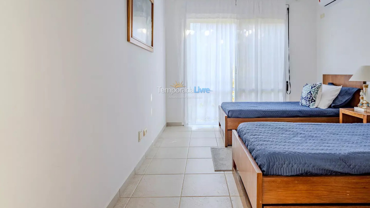 Casa para aluguel de temporada em São Sebastião (Praia da Baleia)