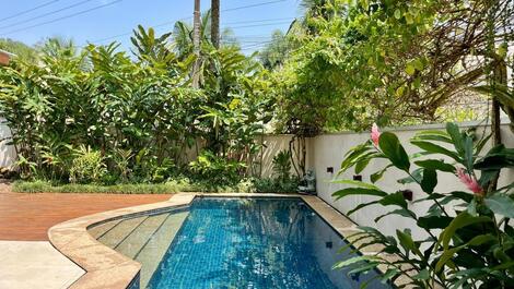 Casa para alugar em São Sebastião - Praia da Baleia