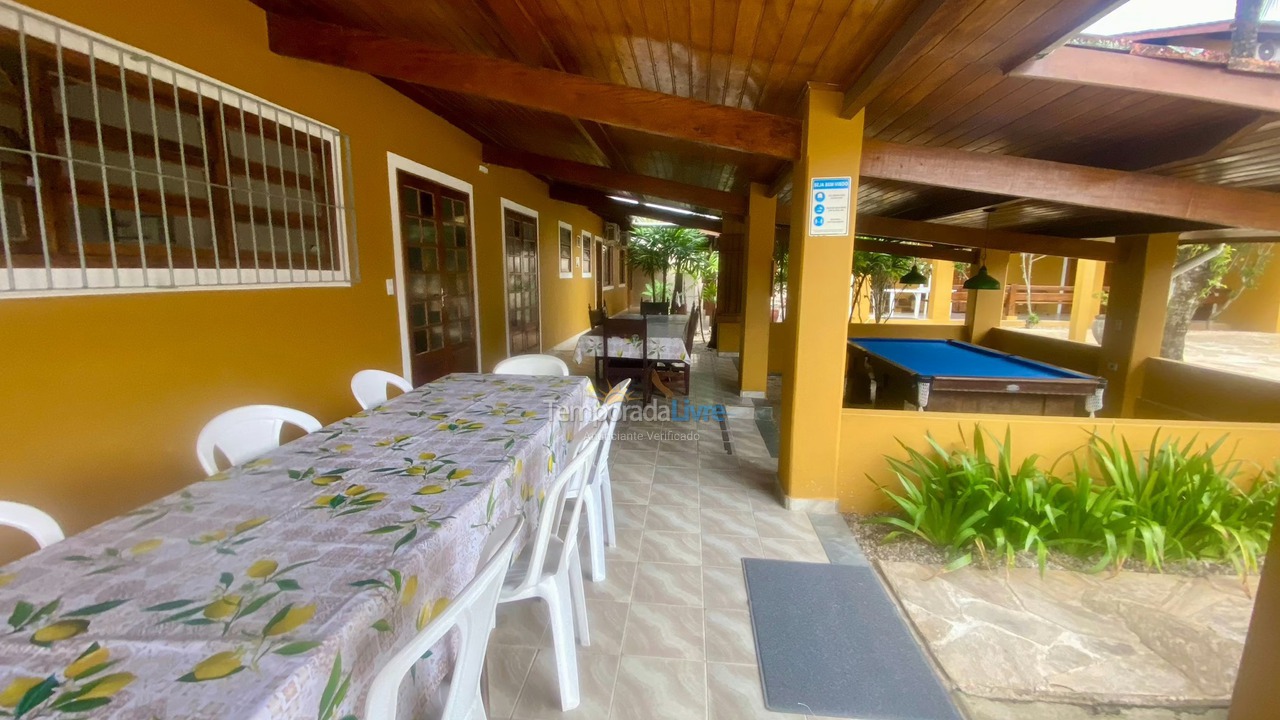 Casa para aluguel de temporada em Ubatuba (Praia Grande)