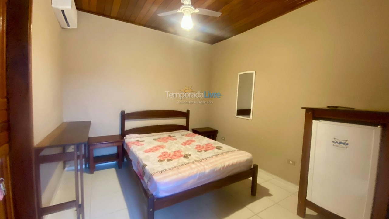 Casa para aluguel de temporada em Ubatuba (Praia Grande)