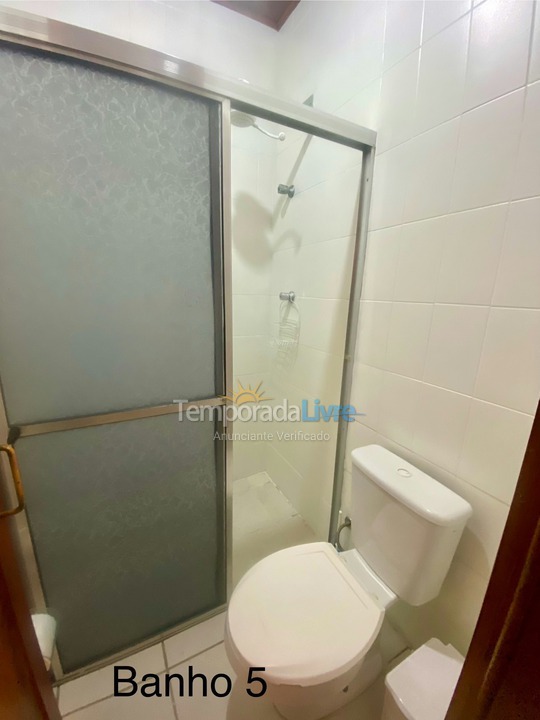 Casa para aluguel de temporada em Ubatuba (Praia Grande)