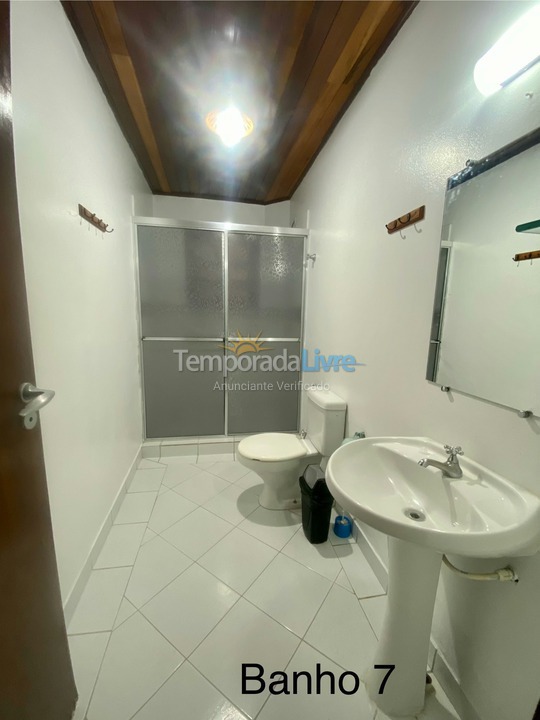 Casa para aluguel de temporada em Ubatuba (Praia Grande)