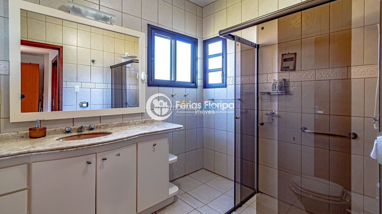 House for vacation rental in Florianópolis (Acores)