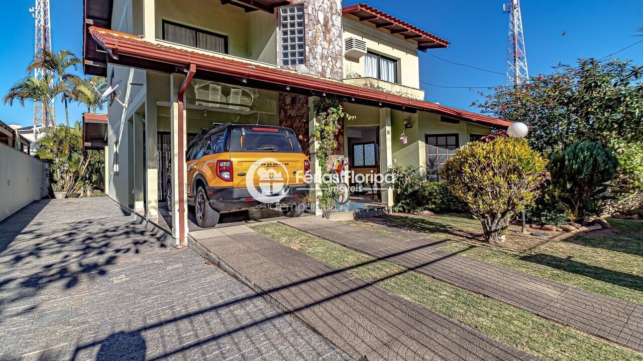 House for vacation rental in Florianópolis (Acores)
