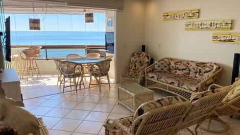 AMPLIO APARTAMENTO CON VISTAS PANORÁMICAS MA BOMBAS