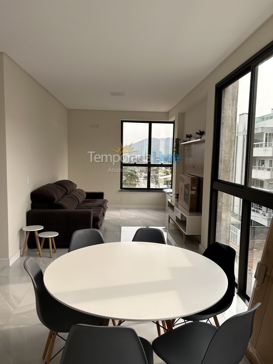 Apartment for vacation rental in Bombinhas (Praia de Bombas)