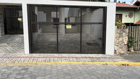 Apt. 102 (new) very well furnished