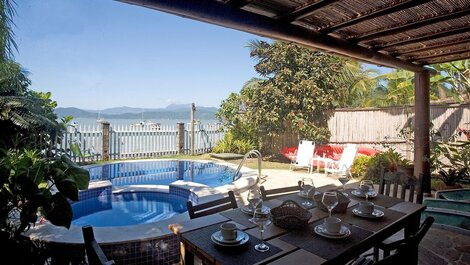 Pé no Paraíso - e na areia, 4 suítes, Piscina c/vista mar, churr,...