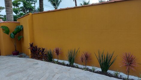 Yara - 4 suítes, Frente Praia, piscina em raia, Churrasqueira,...