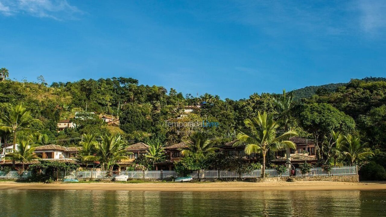 Casa para aluguel de temporada em Paraty (Barra do Corumbê)