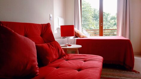 Refugio con Piscina Roja - 3 Suites, Barbacoa y Playa