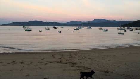 Pé no Paraíso - e na areia, 4 suítes, Piscina c/vista mar, churr,...