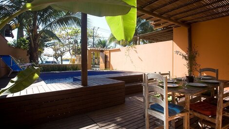 Frente a la playa, 3 suites, a 1 km del centro, piscina, wi-fi