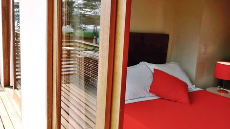 Refugio con Piscina Roja - 3 Suites, Barbacoa y Playa