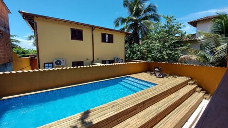 Cedro - Flat recém inaugurado, 50mts da Praia, Churr, Piscina, WiFi...