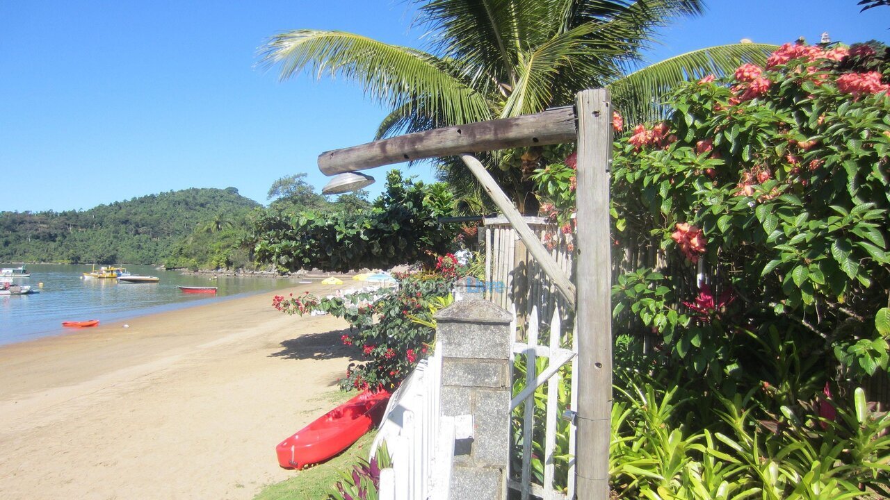 Casa para aluguel de temporada em Paraty (Barra do Corumbê)