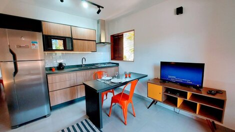 Cedro - Flat recém inaugurado, 50mts da Praia, Churr, Piscina, WiFi...