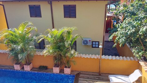 Apartamento con piscina, vista al mar, barbacoa privada, aire.