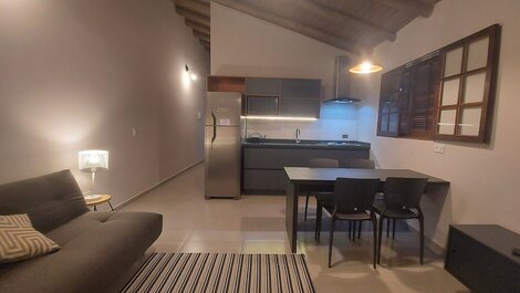 Cepilho - Flat com cozinha, 50mts da Praia, Churr, Piscina, WiFi...