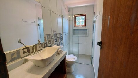 Apartamento con piscina, vista al mar, barbacoa privada, aire.