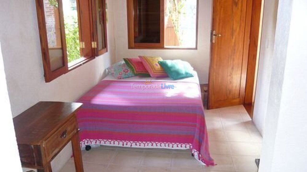 Casa para aluguel de temporada em Paraty (Barra do Corumbê)