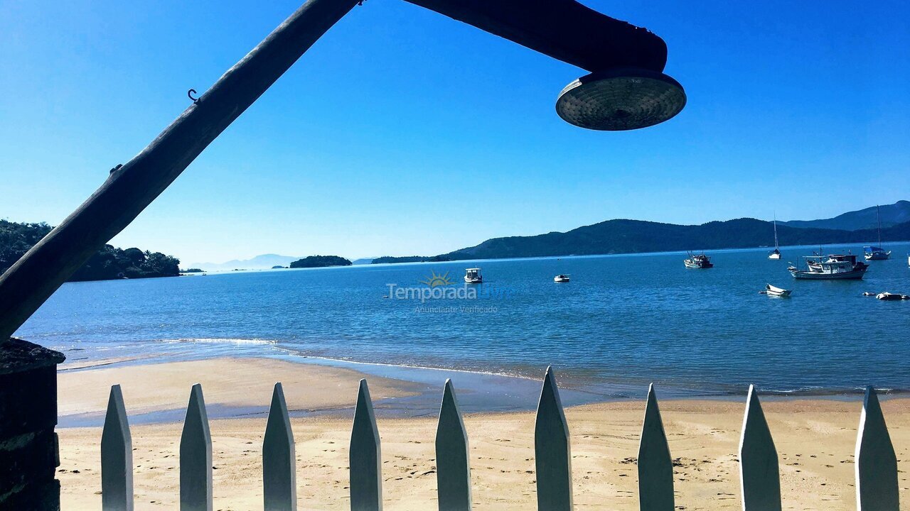 Casa para aluguel de temporada em Paraty (Barra do Corumbê)