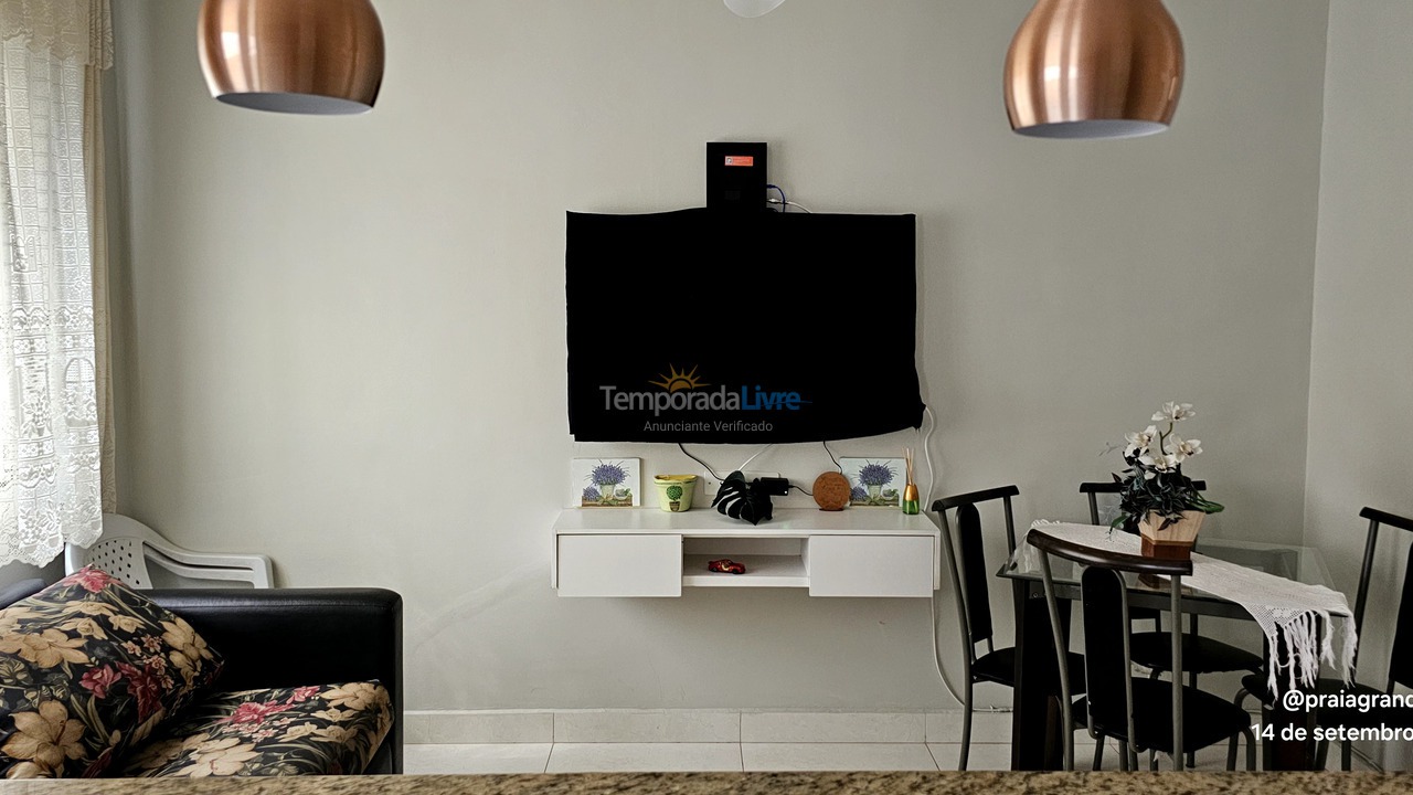 Apartment for vacation rental in Praia Grande (Praia do Caiçara)