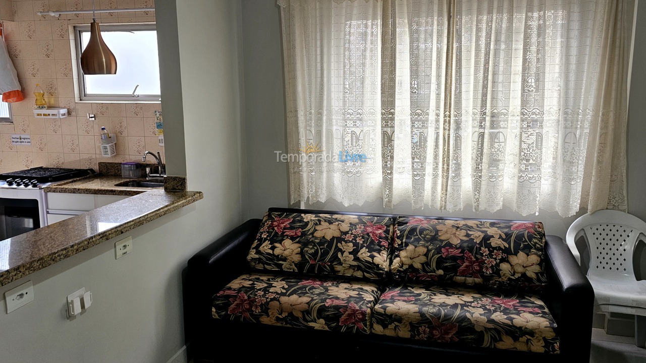 Apartment for vacation rental in Praia Grande (Praia do Caiçara)