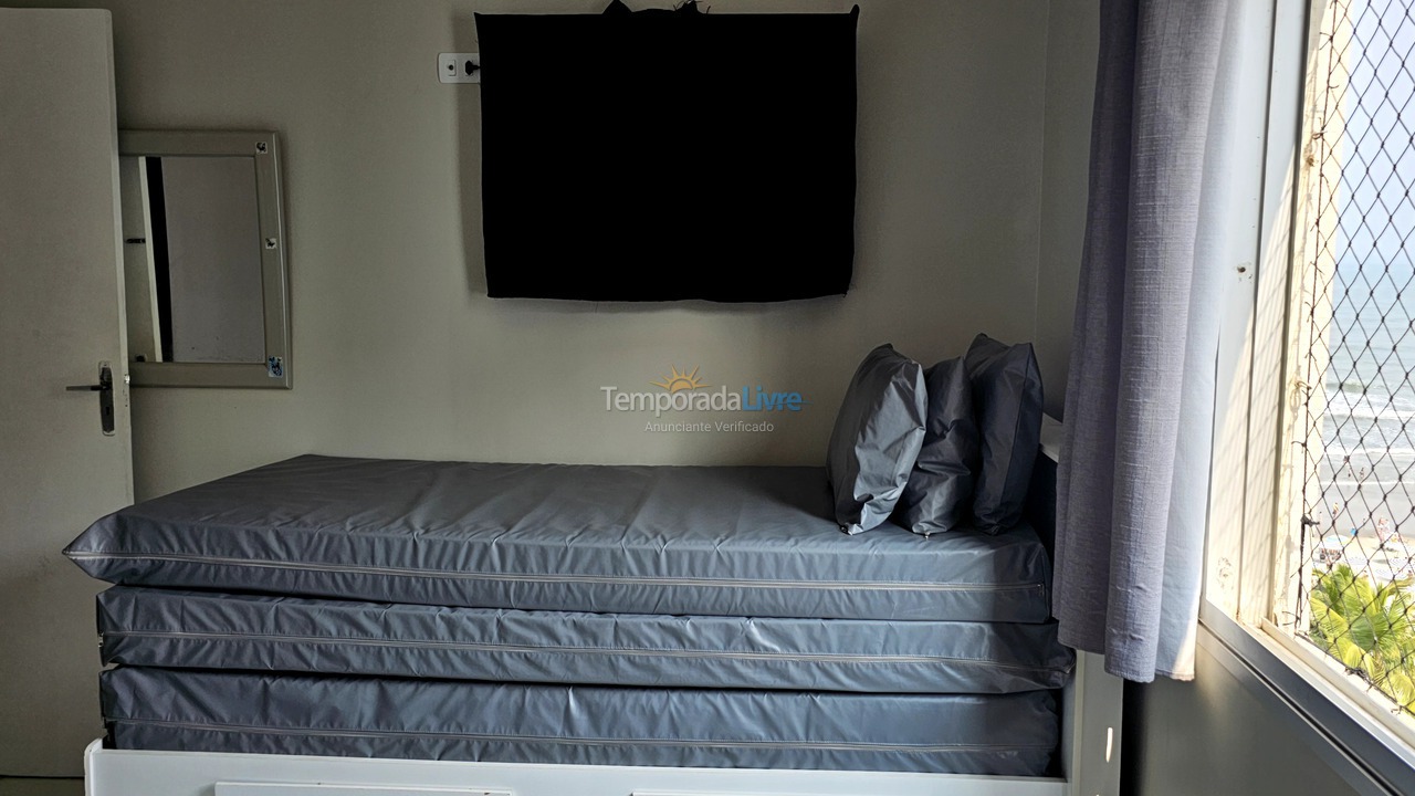 Apartment for vacation rental in Praia Grande (Praia do Caiçara)