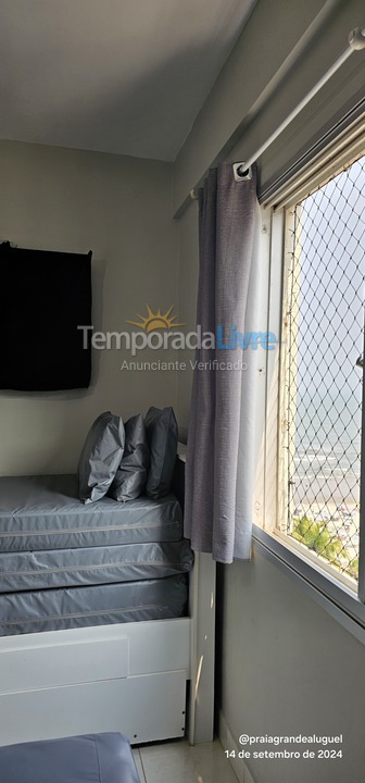 Apartment for vacation rental in Praia Grande (Praia do Caiçara)