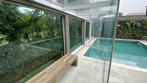 Mansion for vacation rental in Riviera