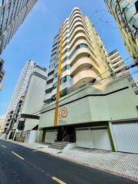 BEAUTIFUL APARTMENT IN MEIA PRAIA ITAPEMA SC TO SPEND YOUR HOLIDAYS!