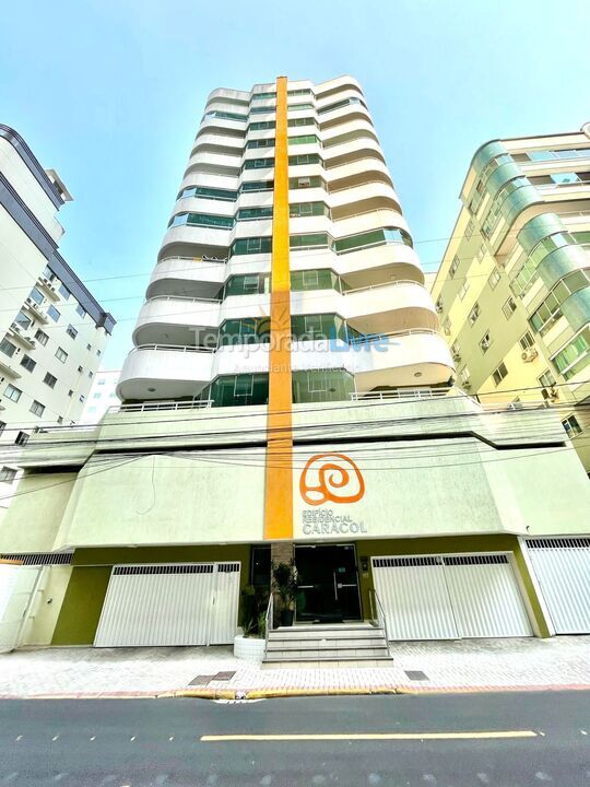 Apartment for vacation rental in Itapema (Meia Praia)