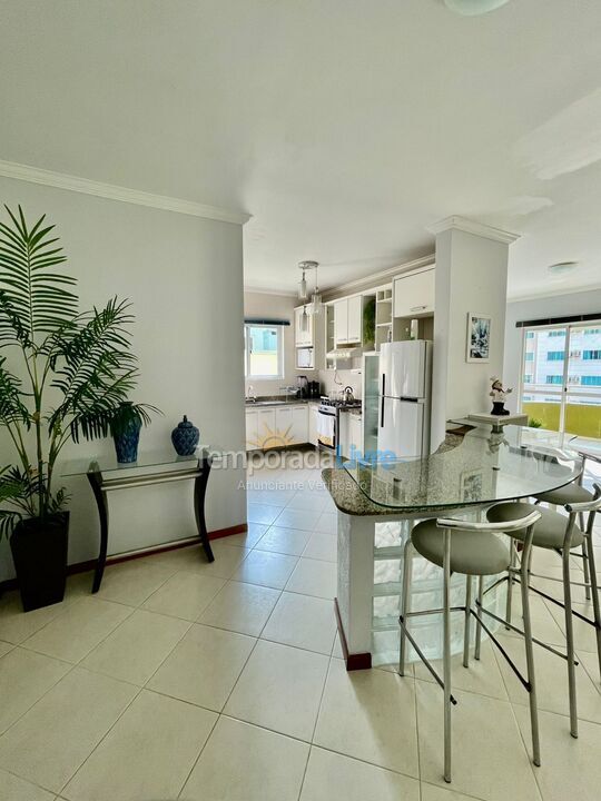 Apartment for vacation rental in Itapema (Meia Praia)