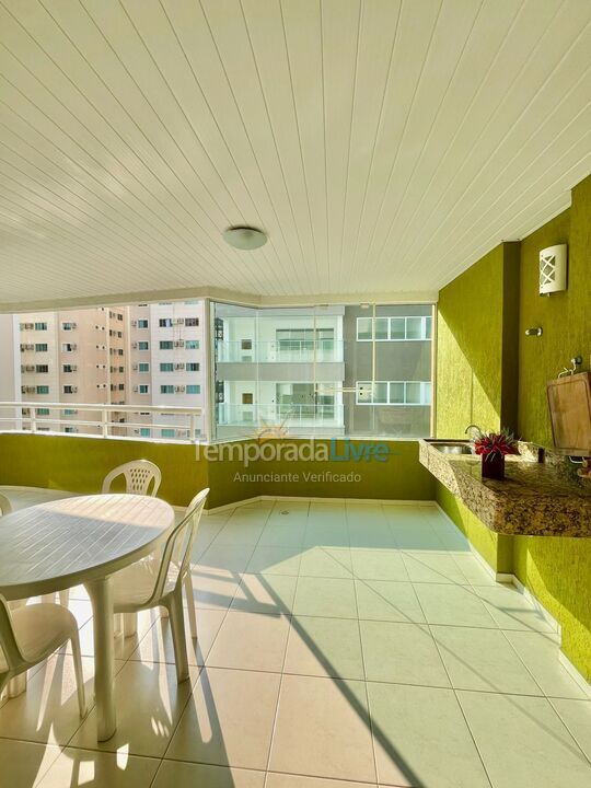 Apartment for vacation rental in Itapema (Meia Praia)