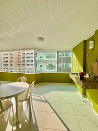 BEAUTIFUL APARTMENT IN MEIA PRAIA ITAPEMA SC TO SPEND YOUR HOLIDAYS!