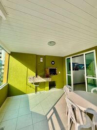 BEAUTIFUL APARTMENT IN MEIA PRAIA ITAPEMA SC TO SPEND YOUR HOLIDAYS!