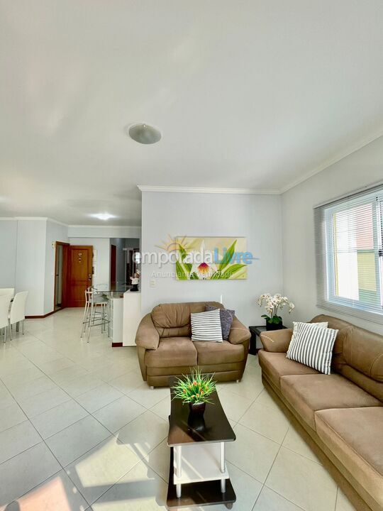 Apartment for vacation rental in Itapema (Meia Praia)