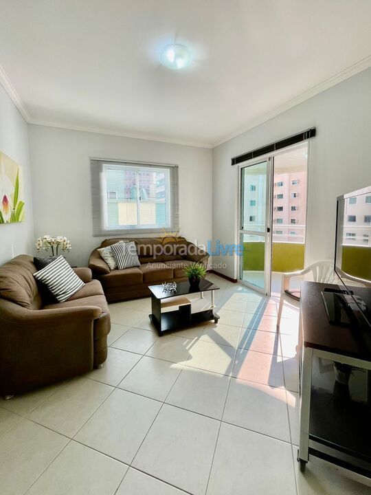 Apartment for vacation rental in Itapema (Meia Praia)