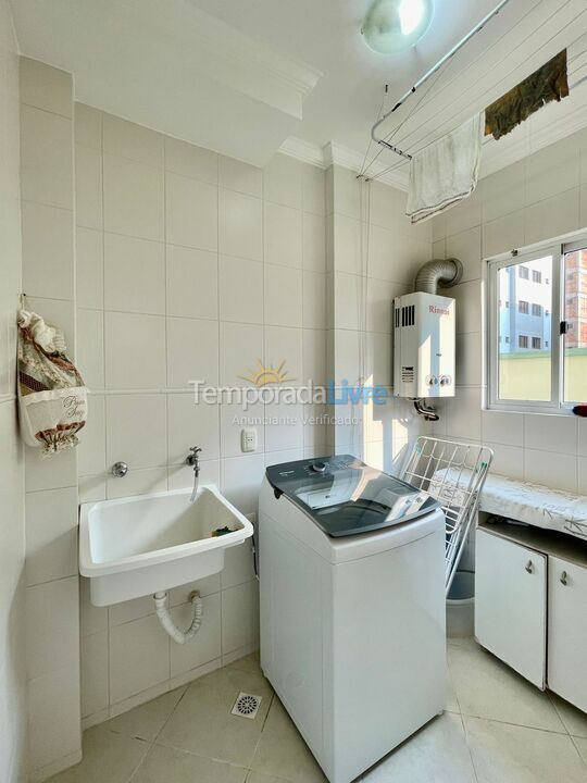 Apartment for vacation rental in Itapema (Meia Praia)