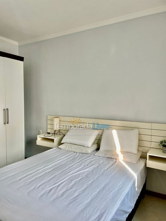 Apartment for vacation rental in Itapema (Meia Praia)