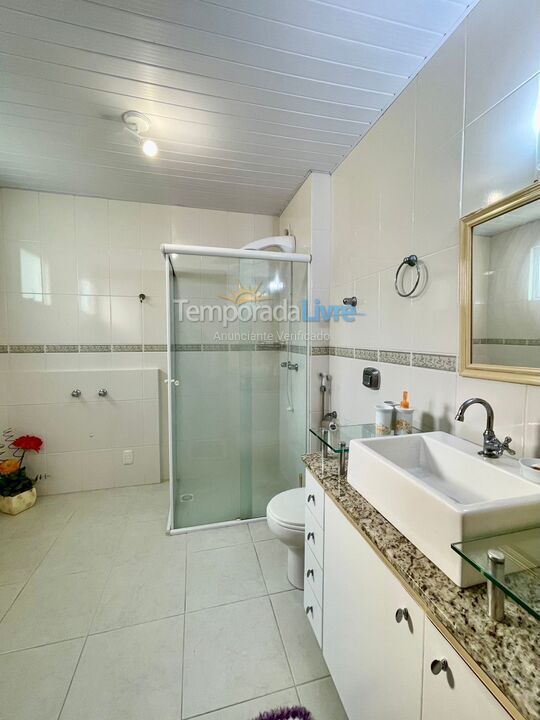 Apartment for vacation rental in Itapema (Meia Praia)